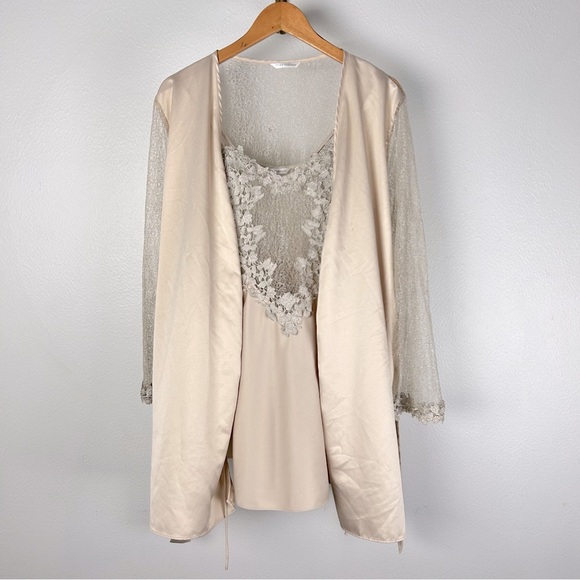 Flora Nikrooz Showstopper Chemise & Robe Set BHLDN bride honeymoon 2 piece Sz Sm - Picture 6 of 15